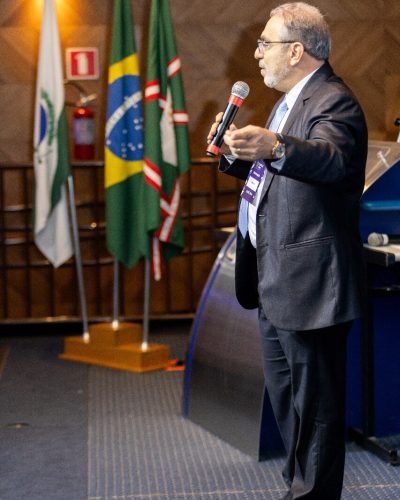 Dr. Moisés1
